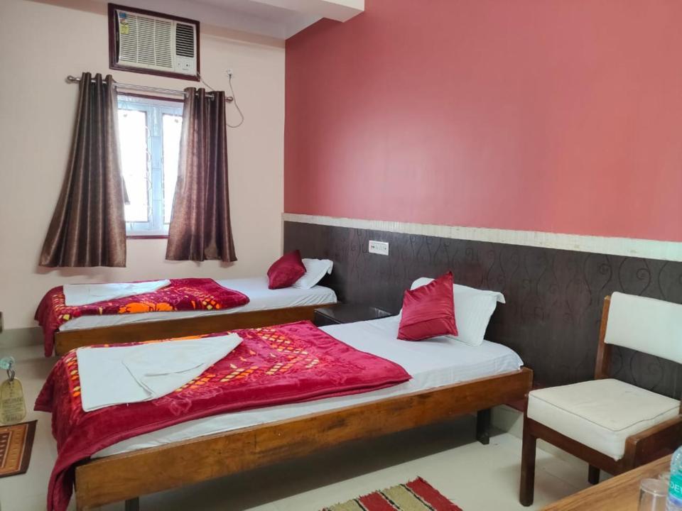 Hotel Vaishnavi Near Baba Dham Temple 德奥加尔 外观 照片